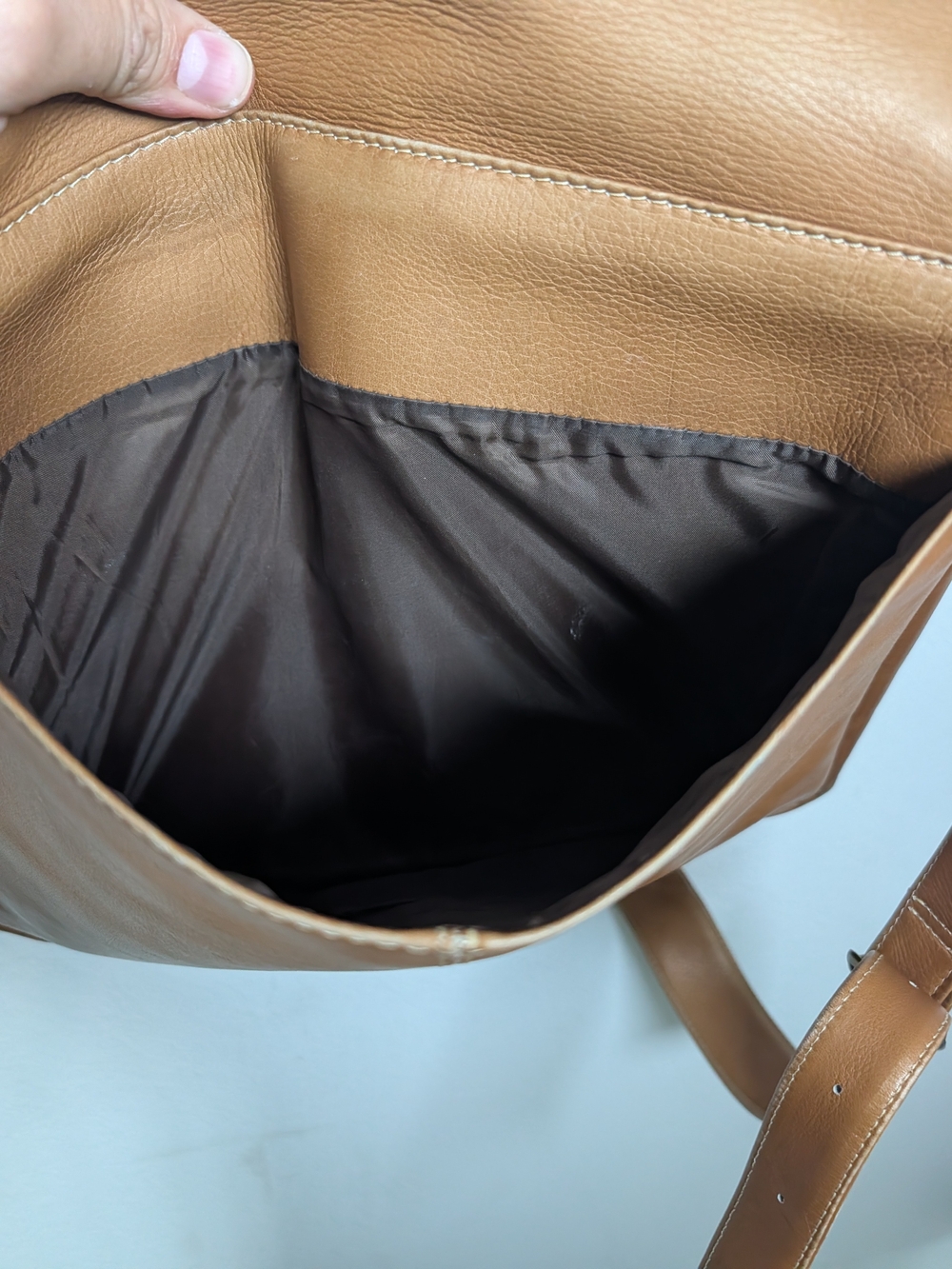 Classic Tan Leather Crossbody Bag - Timeless Women's Shoulder Bag - Picture 10 of 16